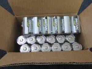 lot 465 image: 24- Rayovac UltraPro D Batteries ...