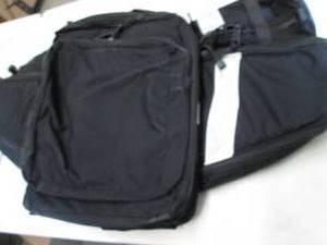 lot 483 image: Curaplex 3 pc Bike Saddle Bags with...