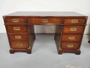 Sligh Furniture Executive Desk