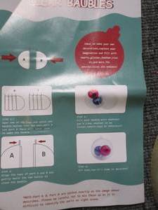 4pcs of new clear baubles...