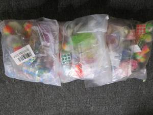 3 new packages of party favorsfidg...