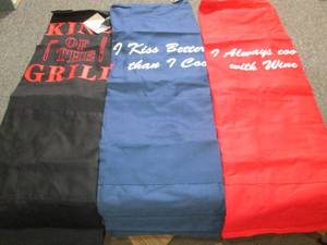 3 new kitchengrill aprons ...