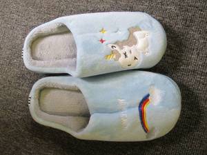 new set of kids unicorn slippers ...