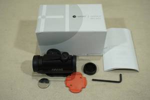 lot 30 image: Hawke Vantage Red Dot Sight