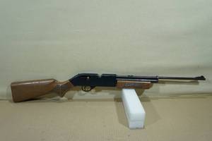 lot 67 image: Vintage Crosman 760 Powermaster BB Gun