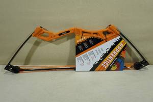 lot 97 image: Bear Archery Apprentice Youth Bow Kit