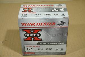 lot 205 image: 25 Winchester Super-X 12 Ga 2-34 4 Shot Shotshells