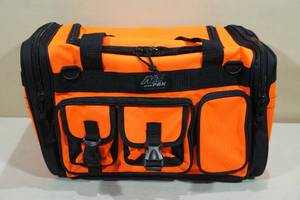 lot 260 image: Nex Pak Duffle Bag