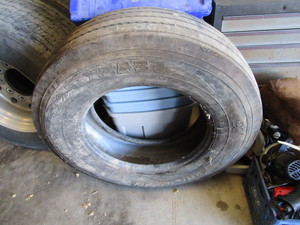 Michelin 27580 R22.5 Tire