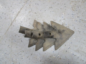 (4) Adams 7 Field Cultivator Sweeps