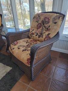 lot 15 image: Lloyd Loom Outdoor Rockers & Side Table
