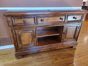 lot 1B image: Stunning Granite Top Buffet by Legacy Classic