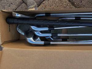 lot 82 image: Tour Tech Pro Control Golf Club Set - Lefty