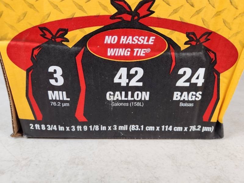 lot 42 image: New Box of Contractor Grade Trash Bags