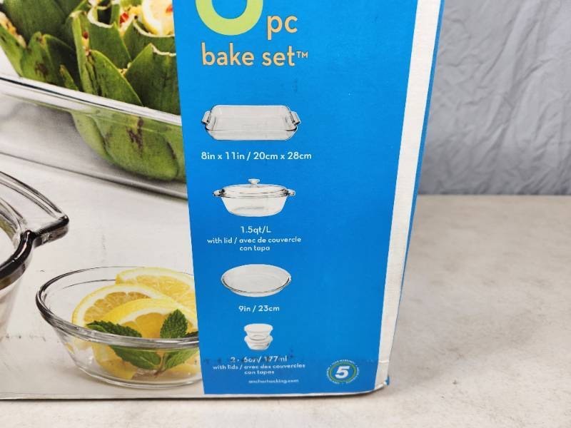 lot 108 image: New Anchor 8 Piece Bake Set