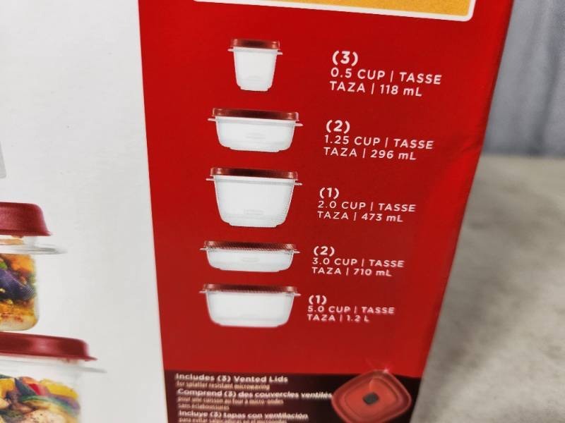 lot 135 image: New Rubbermaid 18 Piece Food Storage Set