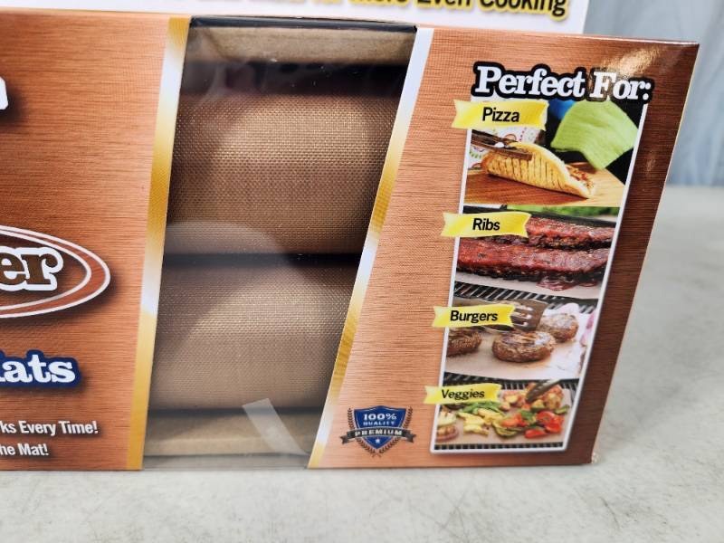 lot 182 image: New Yoshi Copper Grill and Bake Mats