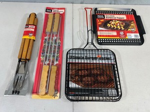 lot 31 image: New BBQ Accessories
