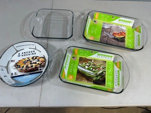 lot 53 image: 4 New Anchor and Kitchen Classics Baking Dishes