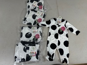 lot 146 image: 5 New Lamaze Organic Newborn Outfits