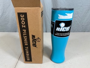 lot 178 image: New nICE 30 oz Pilsner