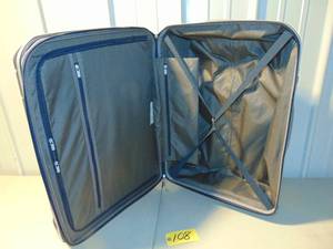 lot 108 image: Blue Samsonite luggage 28