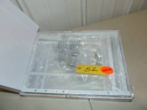 lot 52 image: PUSDON Extendable Microwave Oven Rack (L15.723.6 xW12.6 xH18.9) White