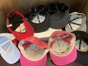 lot 21 image: 8 Baseball Style Hats Case IH, Envy