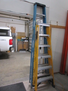 lot 105 image: WARNER AND HUSKY STEP LADDERS