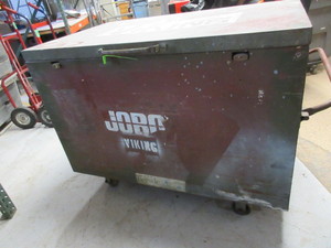 lot 128 image: 4 FOOT, ROLLING JOB BOX