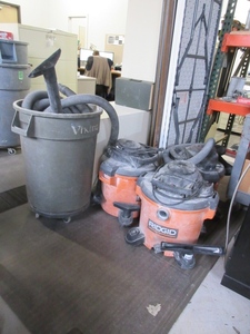 lot 138 image: RIGID SHOP VACS AND ACCESSORIES