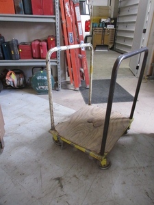lot 146 image: YELLOW INDUSTRIAL CART WITH RAILS