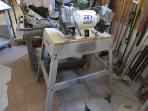 lot 161 image: JET 8 BENCH GRINDER MOUNTED ON A ROLLING STAND