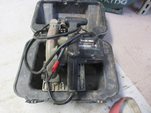 lot 178 image: PORTER CABLE 7-14 HD CIRCULAR SAW WITH CASE