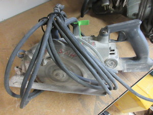 lot 201 image: SKILSAW 7-14 WORM DRIVE SAW