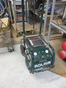 lot 205 image: ROLAIR MOBILE  AIR COMPRESOR
