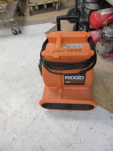 lot 207 image: RIDGID AIR  MOVER