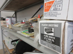 lot 273 image: AN ENTIRE SHELF OF PAINTING, GLUING, CAULKING, GROUTING AND OTHER SUPPLIES