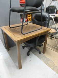 lot 281 image: NICE OAK GAME TABLE AND 2 CHAIRS