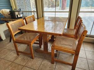 Vintage Table & 4 Chairs