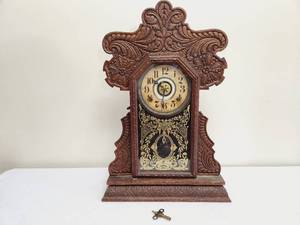 Antique Ingraham Mantle Clock