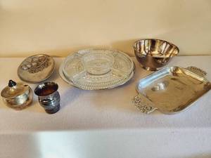 Decorative serving Lot