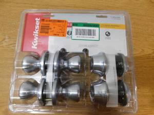 lot 12 image: Kwikset  Tylo Satin Chrome Exterior Entry Door Knob and Single Cylinder Deadbolt Project Pack
