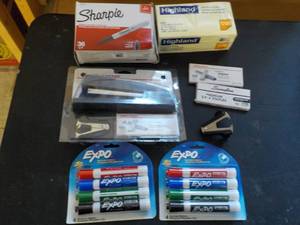 Expo Dry Erase Markers, Pens and St...
