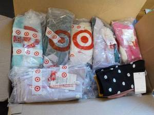 21 - 2 packs Stockings Fit Shoe siz...