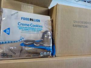 Case of 12 Food Lion 14.3 Pkgs Cr...