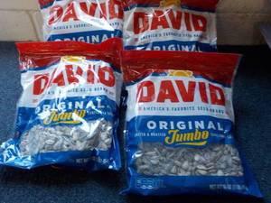4 - 16 oz Bags David Jumbo Sunflowe...