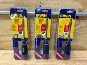 lot 15 image: IRWIN Lot of 3- Magnetic Screwdrivers