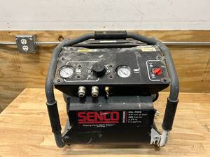 lot 62 image: SENCO PC0968N Air Compressor