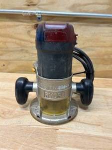 lot 19 image: RYOBI R163 Fixed Base Router
